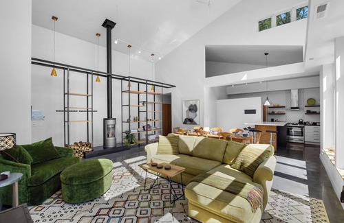 Portage Casa | New Modern Cabin, Hot Tub & Kayaks on WI River near Devil’s Lake & WI Dells