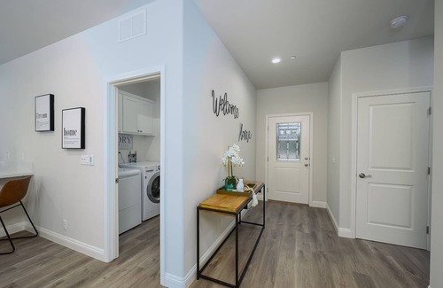 Ridgecrest Casa | New Modern home in New Community!