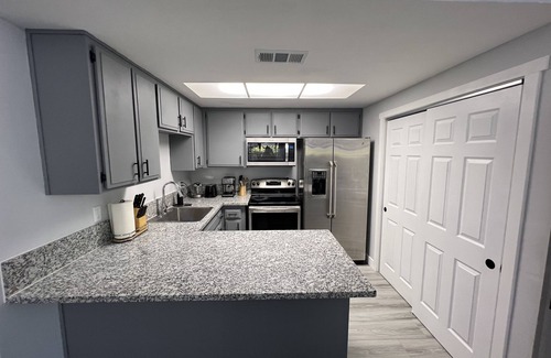 Fair Oaks Casa | NEW modern, spacious, beautiful