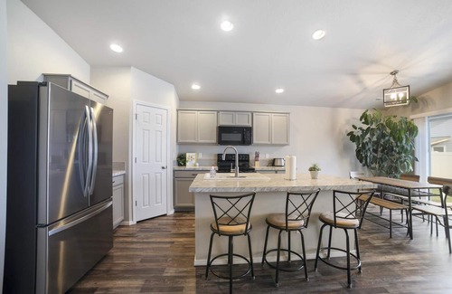 Twin Falls Casa | NEW North End Twin Falls house