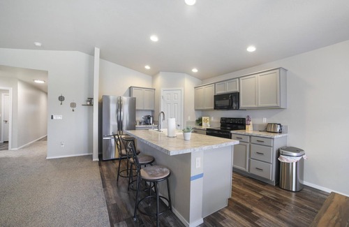 Twin Falls Casa | NEW North End Twin Falls house