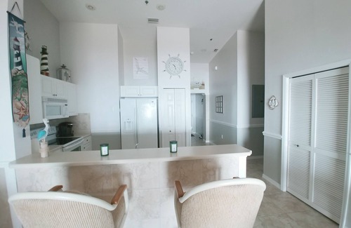 Flagler Beach Condominio | NUEVO! Ocean Front Paradise @ South Beach Condos con vistas increíbles!