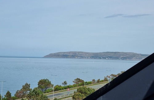 Penmaenmawr Apartamento | New penthouse apartment with stunning sea views