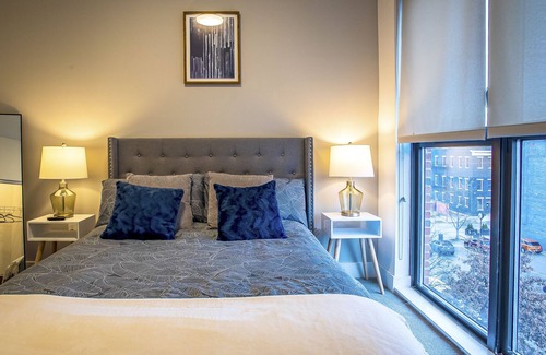 Pendleton Apartamento | NEW! Perch on Pendleton - OTR - Spacious 2 bed/2 bath