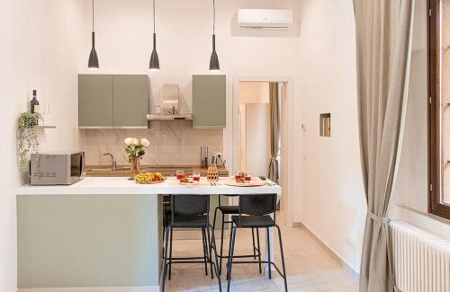 Como Apartamento | New private apt in Como whit A-C Comfort - Elegant - Comfortable