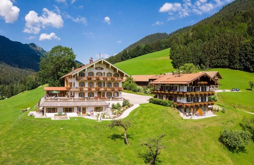 Ruhpolding Apartamento | NEW - Reifelberg 45 sqm, terrace, kitchen, 1 bedroom, living room, max 3 pers, WLAN