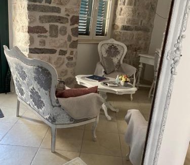 Kotor Old Town Apartamento | New renovated Old Town Martiva Apartment