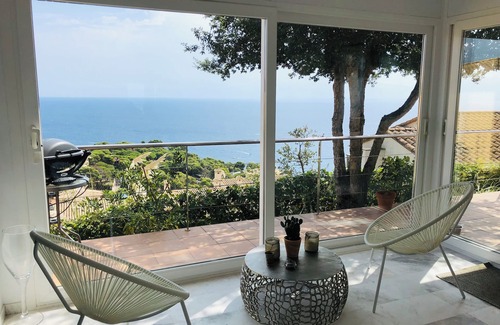 Calella de Palafrugell Villa | Novedad! Villa Solemar, fantásticas vistas al mar desde todas las habitaciones.