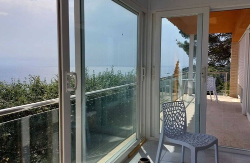 Calella de Palafrugell Villa | Novedad! Villa Solemar, fantásticas vistas al mar desde todas las habitaciones.