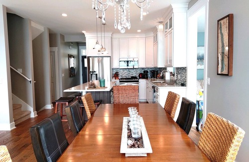 Alden Casa | NEW RENTAL - TORCH LAKE Alden home