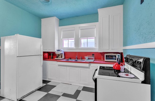 Gonzales Casa | NEW! Retro Revival with Modern Luxury