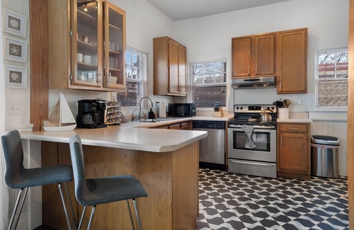 Birmingham Casa | NEW! Southern Retreat w/Pool, BBQ & Game Room