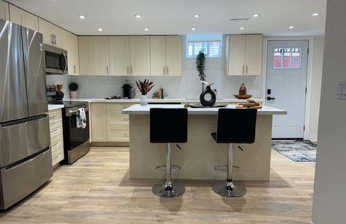 York Regional Municipality Casa | New Spacious Airy Newmarket Guesthome