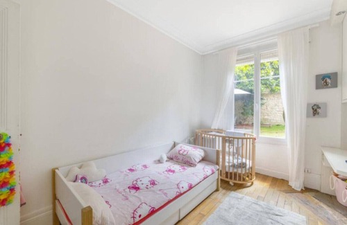 Saint-Mande Apartamento | New&spacious Flat With Private Garden