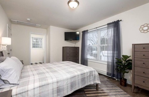 Rosemont Apartamento | New Spacious Home Near Old Port and Downtown Portland