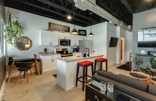 Nashville Apartamento | NEW Studio with 2 Beds 7 mins to Broadway