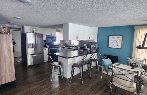 Pelican Rapids Casa | NEW! Sunset Cottage - Lake Lida