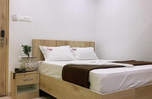 Dharapuram Hotel | New Thai Residency