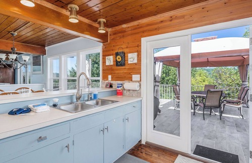 Sparta Casa | NEW! The Lazy Lake House on Center Hill