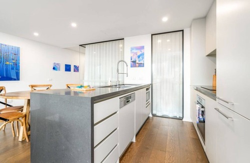 Kingston Apartamento | New to VRBO: Kingston Foreshore Apt - 4km from Canberra Centre