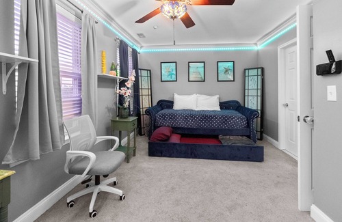 Canton Casa | New Tropical Oasis with Rooftop Views, Mins from the Inner Harbor