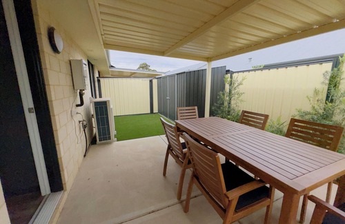 South Kalgoorlie Villa | New unit on Oswald
