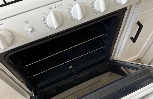 Salida Apartamento | New & updated 2-bedroom 1 bathroom apt. Near Modesto 1mile from HWY 99