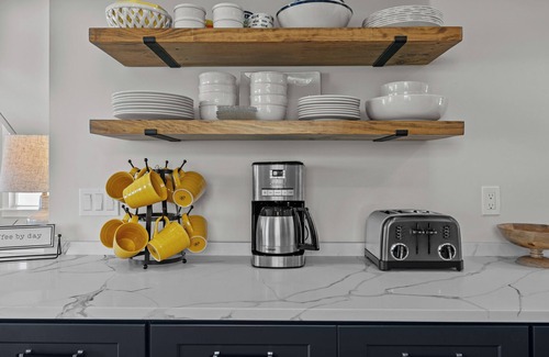 Portsmouth Casa | New WATERFRONT home in Portsmouth!