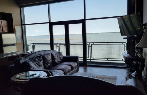 Sandusky Condominio | Nuevo condominio loft frente al mar a minutos de Cedar Point