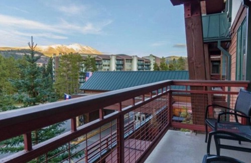 Peak 9 Complejo | 12/28 -1/4 NYE - Luxury 3BR/2BA, Valdoro Mtn Lodge, Great Location, Sleeps 8