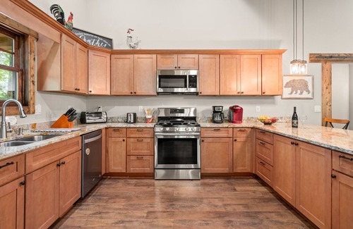 Skyland Cabina | Brand New LUXURY Cabin Resort ** ¡Con descuento ** - 8 millas hasta el centro de Asheville!