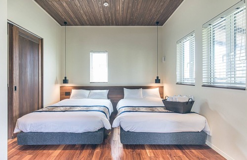 Maeda Hotel | Newly built designers condominium ocean view BBQ / Kunigami-gun Okinawa