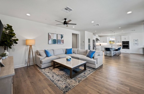 La Quinta Villa | Newly Built Mountain View Oasis: Pool, Hot Tub & Fire Pit