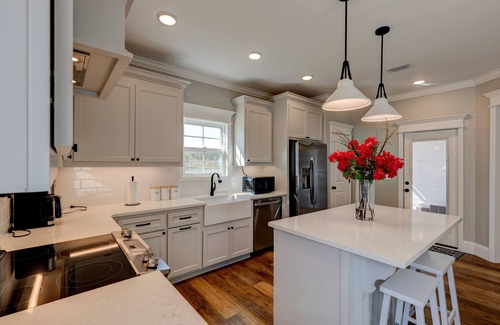 Thomasville Casa | Newly Built, Stunning 4BR/2BA with Waterfront Views