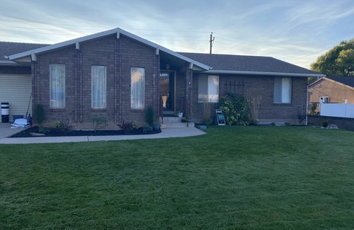 Cedar City Casa | Newly Finished 3bed 2 bath (Basement Apartment)