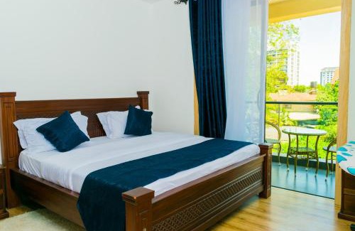 Thompson Estate Apartamento | newly furnished two bedroom apartment with swimming pool, fully equipped gym, private parking space, children playground and unbeatable scenic city views in lavington