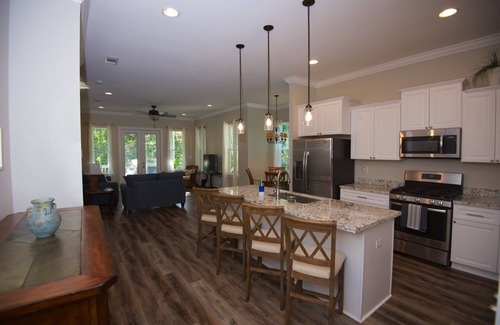 Long Beach Casa | Newly Listed Beach House Hideaway in Long Beach, MS