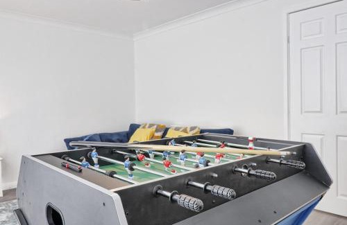 Basildon Casa | Newly Refurbished 3BR House Basildon, Garden, Netflix & Trisport Table
