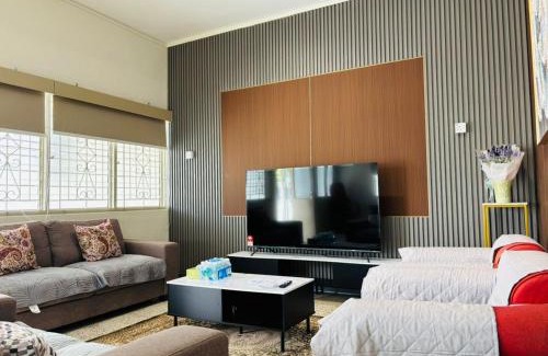 Malacca City Casa | Newly Refurbished Spacious Home, Family-Friendly, COMFY HILL 2