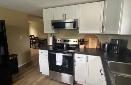 International Falls Casa | Newly remodeled 2-bedroom house in charming International Falls with AC, WiFi