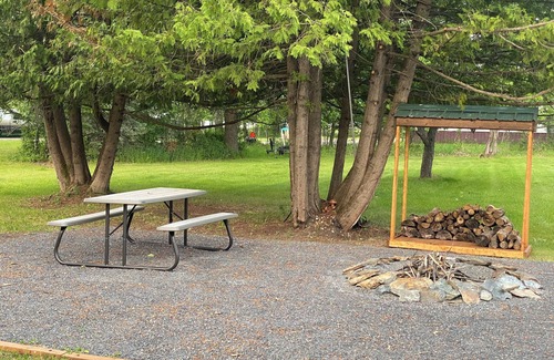 International Falls Casa | Newly remodeled 2-bedroom house in charming International Falls with AC, WiFi