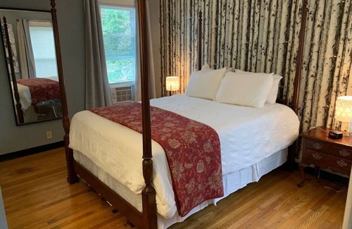 Yalesville Casa | Newly Remodeled 1-BR Close to Everything yet Very Private