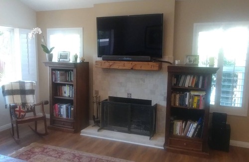 Agoura Hills Casa | Recién remodelado de 3 habitaciones y 3 baños en casa. ¡A solo 15 minutos de las playas de Malibu!