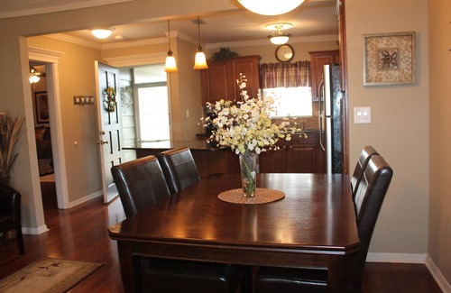 Plymouth Villa | Preciosa villa de golf en Errol Estate con vistas al campo verde abierto