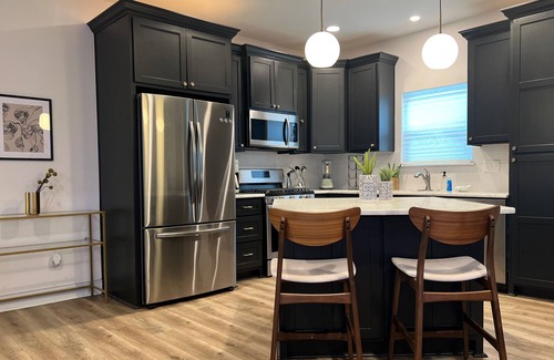 Capital View Casa | Newly Remodeled home in Historic Area. Close to UAMS, Zoo, & Restaurants!