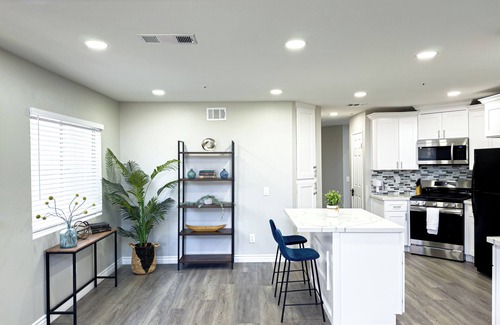 Southridge Village Casa | Newly Remodeled Home near Mary Vagle Nature Center