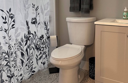 Lindenwald Casa | Newly remodeled Home ready for Guest!! Minutes from Spooky Nook!
