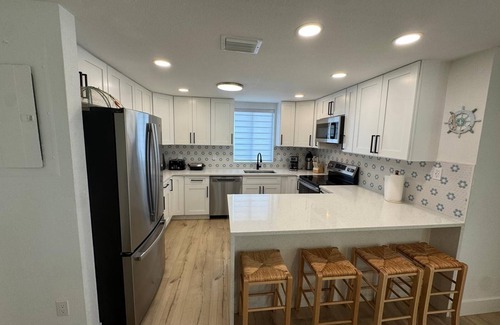 Bailey Town Casa | Newly Remodeled House at Bimini Bay Resort