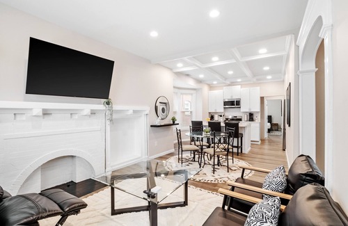 St. Louis Apartamento | Newly Remodeled/King Bed Oasis/Wash-U & Clayton