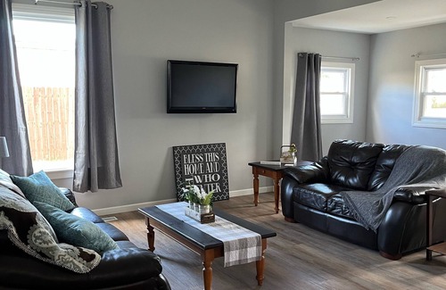 Mount Sterling Casa | Newly Remodeled Town House!